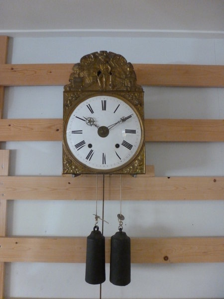 Kan weerstaan Motel natuurlijk Comtoise klokken te koop in de winkel van Tjitte Talsma in Friesland